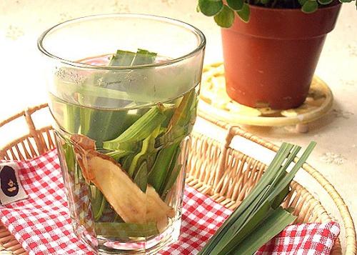 孕婦能喝檸檬草茶嗎 檸檬草茶的功效 孕婦能喝檸檬草茶嗎 檸檬草茶的功效