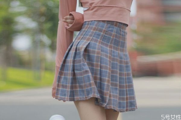 腿粗可以穿什么裙子 腿粗適合穿什么裙子 腿粗可以穿什么裙子 腿粗適合穿什么裙子