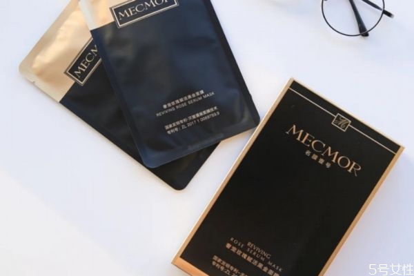 怎么敷面膜吸收的比較好 面膜應(yīng)該怎么敷吸收好 怎么敷面膜吸收的比較好 面膜應(yīng)該怎么敷吸收好