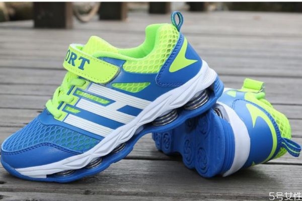 新鞋有膠味道怎么去掉 去除新鞋的膠味方法有什么 新鞋有膠味道怎么去掉 去除新鞋的膠味方法有什么