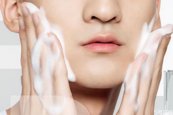 去角質(zhì)產(chǎn)品怎么挑選 常用的去角質(zhì)方法 去角質(zhì)產(chǎn)品怎么挑選 常用的去角質(zhì)方法