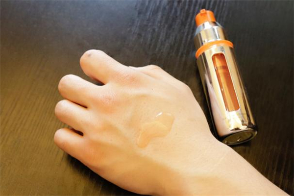 珀萊雅雙抗精華多少錢 珀萊雅雙抗精華保質(zhì)期 珀萊雅雙抗精華多少錢 珀萊雅雙抗精華保質(zhì)期