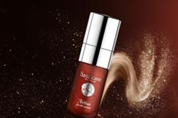 baszicare眼霜好用嗎 baszicare眼霜會(huì)長(zhǎng)脂肪粒嗎