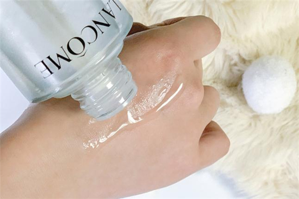 蘭蔻極光水真假辨別 蘭蔻極光水有酒精嗎 蘭蔻極光水真假辨別 蘭蔻極光水有酒精嗎