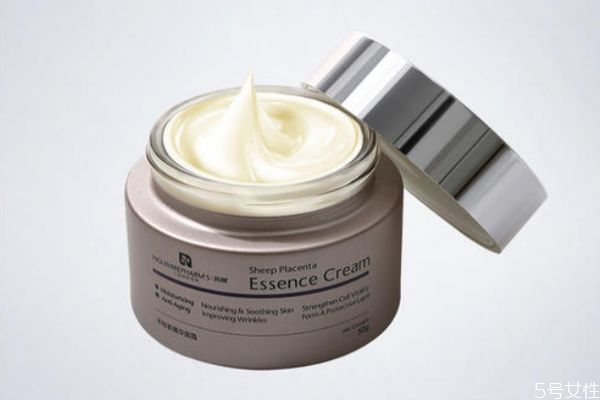 適合敏感肌的面霜 什么面霜適合敏感肌 適合敏感肌的面霜 什么面霜適合敏感肌