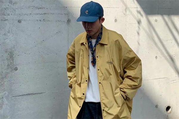 2020年流行什么款式風(fēng)衣 2020年流行什么樣的風(fēng)衣 2020年流行什么款式風(fēng)衣 2020年流行什么樣的風(fēng)衣