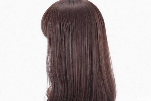 栗子色發(fā)色是什么顏色 栗子色和栗棕色的區(qū)別 栗子色發(fā)色是什么顏色 栗子色和栗棕色的區(qū)別