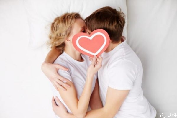 斷聯(lián)多久男人會(huì)崩潰 斷聯(lián)男人的心理 斷聯(lián)多久男人會(huì)崩潰 斷聯(lián)男人的心理