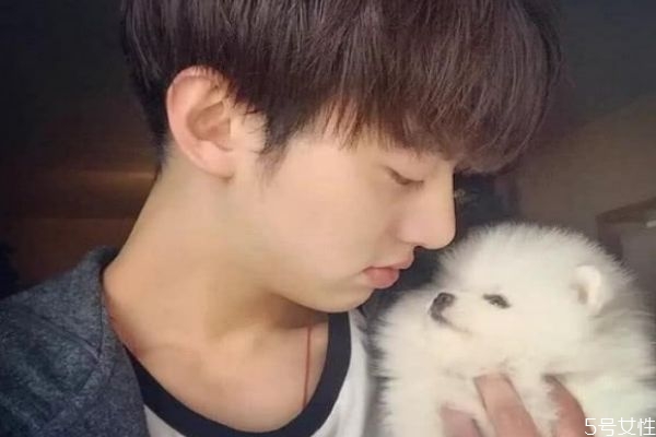 男生吃醋了怎么哄 哄吃醋男生的秘訣 男生吃醋了怎么哄 哄吃醋男生的秘訣