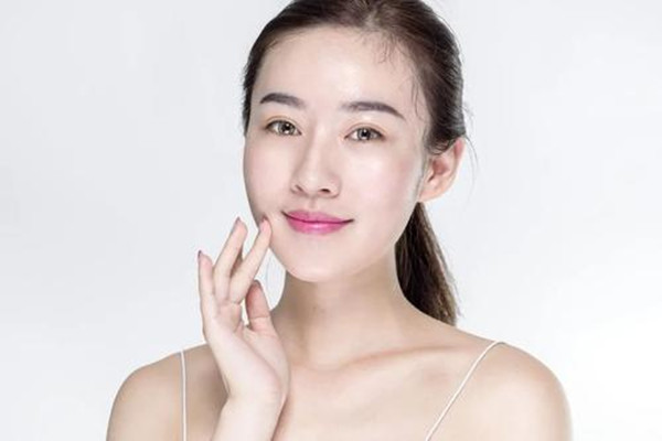 祛斑之后如何修復(fù)薄的角質(zhì)層 修復(fù)角質(zhì)層難嗎 祛斑之后如何修復(fù)薄的角質(zhì)層 修復(fù)角質(zhì)層難嗎