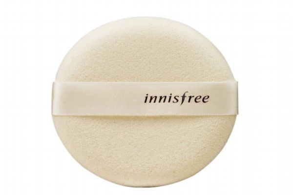 化妝粉撲用之前一定要打濕嗎 化妝粉撲什么形狀實(shí)用 化妝粉撲用之前一定要打濕嗎 化妝粉撲什么形狀實(shí)用