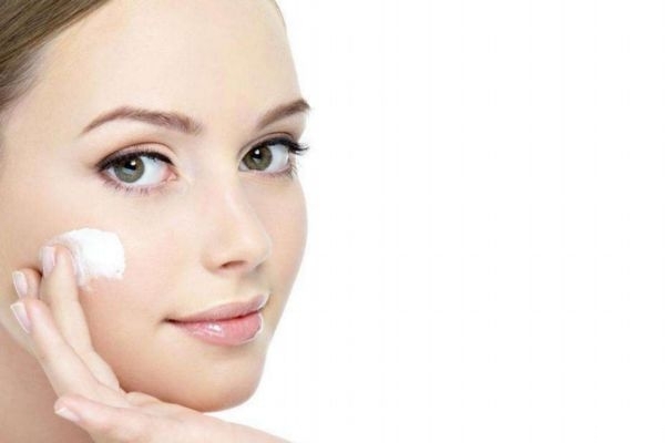 三十歲女人臉上長痘的原因 35歲臉上長痘痘的原因 三十歲女人臉上長痘的原因 35歲臉上長痘痘的原因