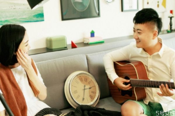 分手?jǐn)嗦?lián)21天法則 為什么一定要斷聯(lián)21天 分手?jǐn)嗦?lián)21天法則 為什么一定要斷聯(lián)21天