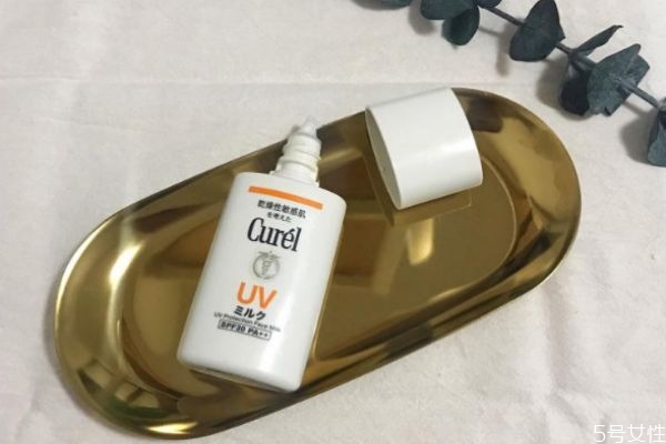 珂潤(rùn)防曬霜好用嗎 珂潤(rùn)防曬霜的效果 珂潤(rùn)防曬霜好用嗎 珂潤(rùn)防曬霜的效果