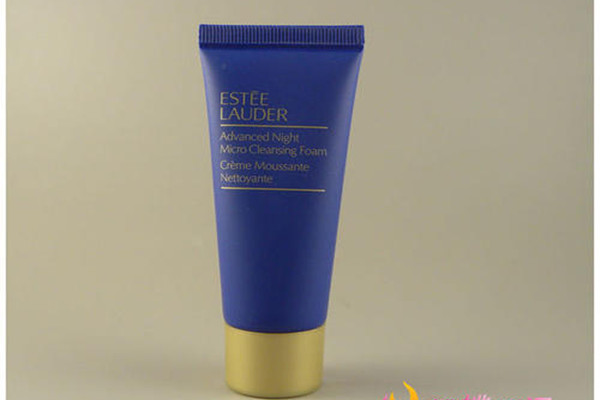 雅詩蘭黛肌透修復(fù)潔面乳的成分 雅詩蘭黛肌透修復(fù)潔面乳適合什么膚質(zhì) 雅詩蘭黛肌透修復(fù)潔面乳的成分 雅詩蘭黛肌透修復(fù)潔面乳適合什么膚質(zhì)