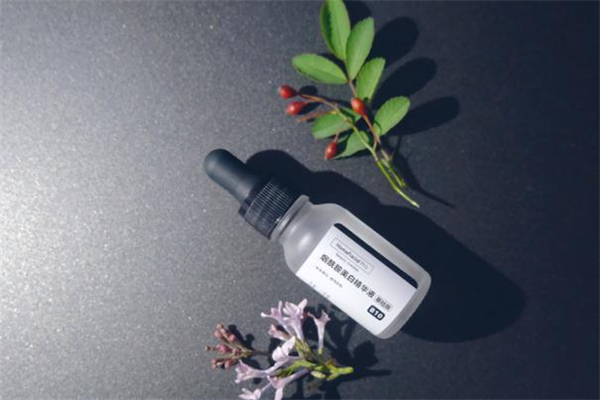 hfp煙酰胺原液怎么建立耐受 hfp煙酰胺原液敏感肌能用嗎 hfp煙酰胺原液怎么建立耐受 hfp煙酰胺原液敏感肌能用嗎