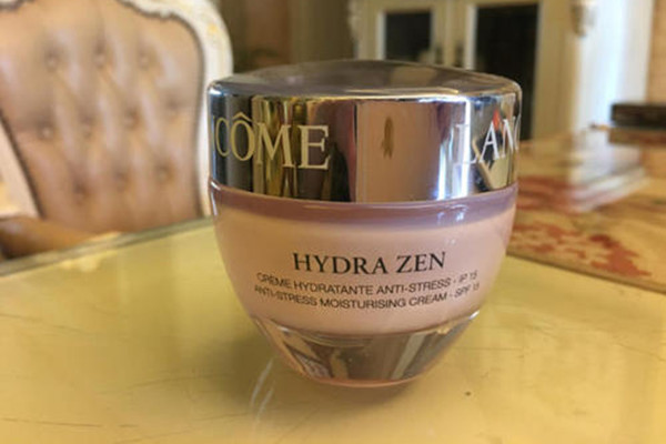 蘭蔻水份緣舒悅?cè)账墓π?蘭蔻水份緣舒悅?cè)账m合什么膚質(zhì) 蘭蔻水份緣舒悅?cè)账墓π?蘭蔻水份緣舒悅?cè)账m合什么膚質(zhì)