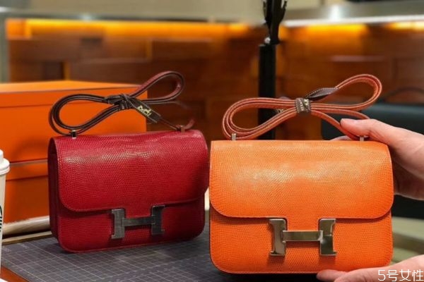 愛馬仕包包怎么區(qū)分真假 辨別愛馬仕包包的方法 愛馬仕包包怎么區(qū)分真假 辨別愛馬仕包包的方法