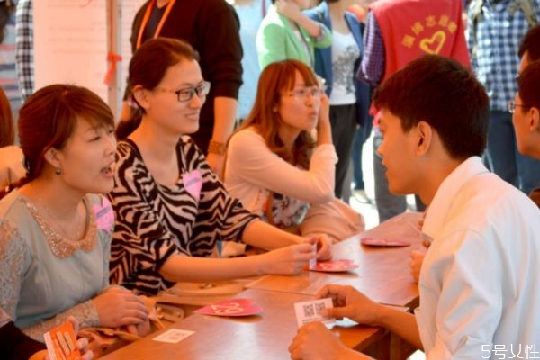 相親對(duì)象如何進(jìn)一步發(fā)展 相親對(duì)象進(jìn)一步發(fā)展的方法 相親對(duì)象如何進(jìn)一步發(fā)展 相親對(duì)象進(jìn)一步發(fā)展的方法