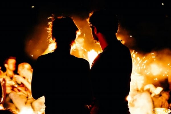 真心喜歡和隨便撩撩的區(qū)別 真心喜歡會急于想確立關(guān)系