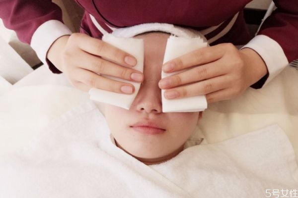 皮膚曬紅可以怎么辦 修復皮膚曬紅的方法 皮膚曬紅可以怎么辦 修復皮膚曬紅的方法