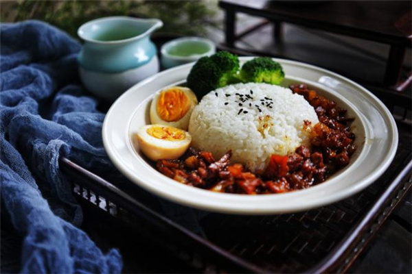 鹵肉飯的做法 鹵肉飯的鹵汁怎么調(diào) 鹵肉飯的做法 鹵肉飯的鹵汁怎么調(diào)