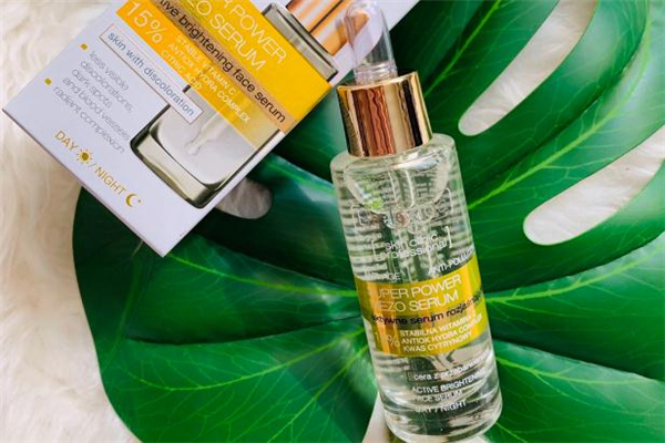 碧蓮達小金瓶精華怎么用 碧蓮達小金瓶白天可以用嗎 碧蓮達小金瓶精華怎么用 碧蓮達小金瓶白天可以用嗎