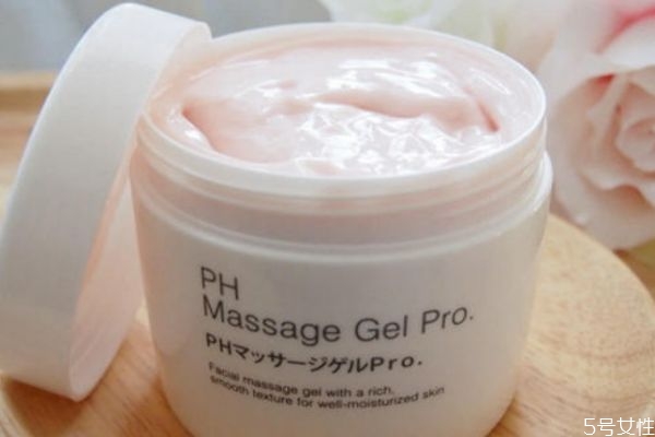 按摩膏用完后需不需要洗臉 先用按摩膏還是洗面奶 按摩膏用完后需不需要洗臉 先用按摩膏還是洗面奶