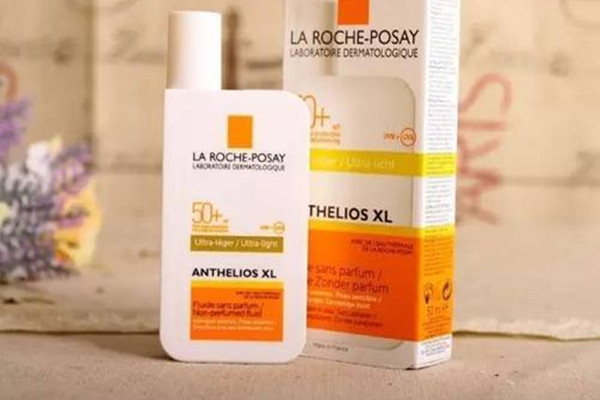 理膚泉特護輕盈防曬乳的特點 理膚泉特護輕盈防曬乳的優(yōu)點 理膚泉特護輕盈防曬乳的特點 理膚泉特護輕盈防曬乳的優(yōu)點