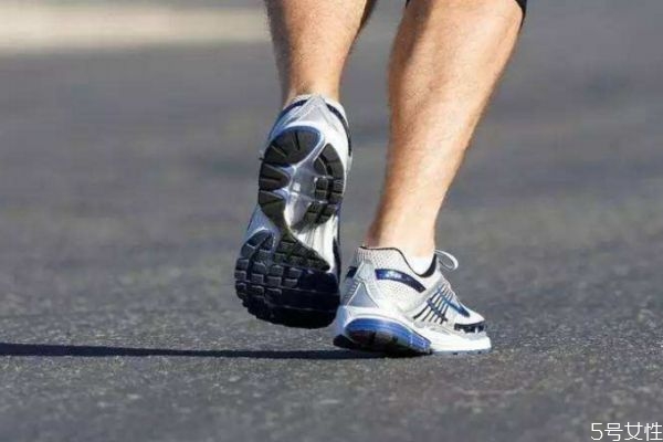 變速跑和勻速跑哪個減肥 減肥應該選擇變速跑還是勻速跑 變速跑和勻速跑哪個減肥 減肥應該選擇變速跑還是勻速跑