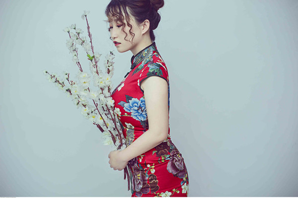 怎樣根據(jù)年齡選旗袍 常見的旗袍款式有哪些 怎樣根據(jù)年齡選旗袍 常見的旗袍款式有哪些