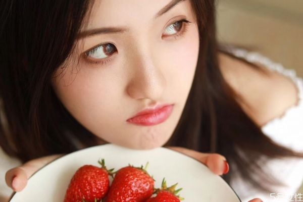 戀愛三天和三年的區(qū)別 戀愛三天和三年的不同 戀愛三天和三年的區(qū)別 戀愛三天和三年的不同