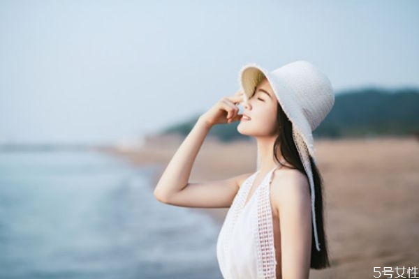 同居前應(yīng)該考慮什么問題 戀愛多久提出同居比較合適 同居前應(yīng)該考慮什么問題 戀愛多久提出同居比較合適