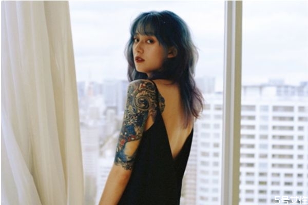 網(wǎng)戀不見(jiàn)面能維持多久 網(wǎng)戀為什么不超過(guò)3個(gè)月 網(wǎng)戀不見(jiàn)面能維持多久 網(wǎng)戀為什么不超過(guò)3個(gè)月