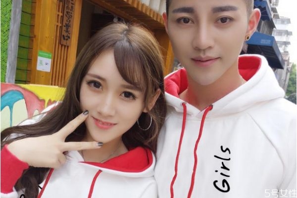 情侶之間的小習(xí)慣 情侶之間怎么增進(jìn)愛(ài)情 情侶之間的小習(xí)慣 情侶之間怎么增進(jìn)愛(ài)情