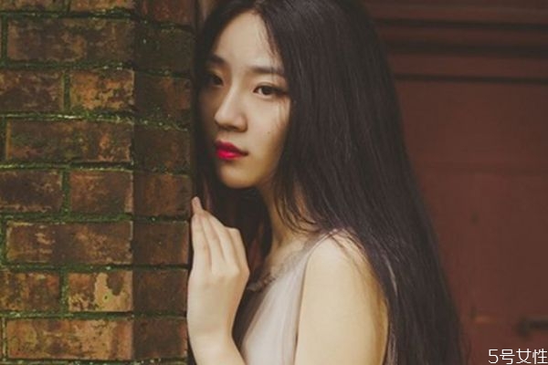 同居前應(yīng)該考慮什么問題 戀愛多久提出同居比較合適 同居前應(yīng)該考慮什么問題 戀愛多久提出同居比較合適