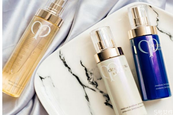 cpb水乳適合什么皮膚 cpb適合紅血絲敏感肌嗎 cpb水乳適合什么皮膚 cpb適合紅血絲敏感肌嗎