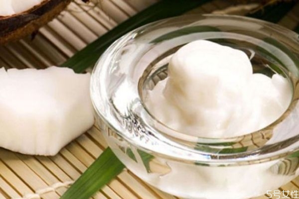 椰子油護(hù)發(fā)一周做幾次 椰子油護(hù)發(fā)的危害 椰子油護(hù)發(fā)一周做幾次 椰子油護(hù)發(fā)的危害