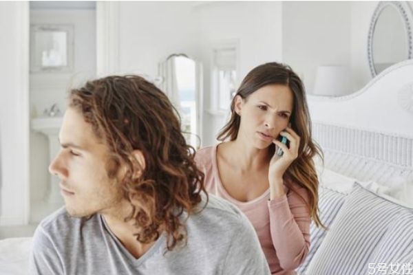 談戀愛(ài)多久后適合同居 談戀愛(ài)多久結(jié)婚 談戀愛(ài)多久后適合同居 談戀愛(ài)多久結(jié)婚