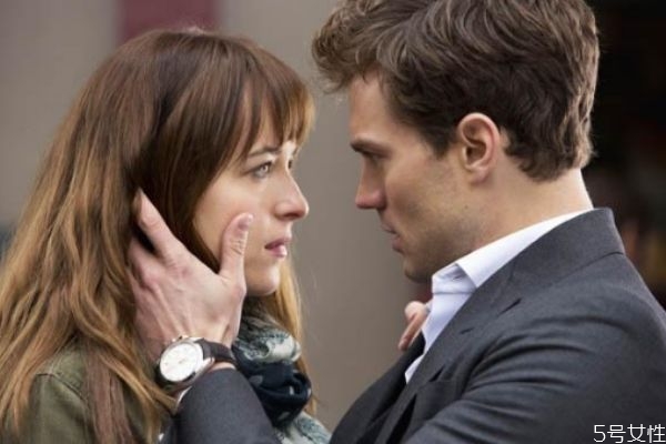 談戀愛(ài)多久后適合同居 談戀愛(ài)多久結(jié)婚 談戀愛(ài)多久后適合同居 談戀愛(ài)多久結(jié)婚