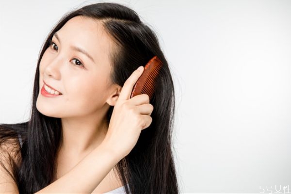 頭發(fā)打薄多久能厚回去 頭發(fā)打薄可以扎丸子頭嗎 頭發(fā)打薄多久能厚回去 頭發(fā)打薄可以扎丸子頭嗎