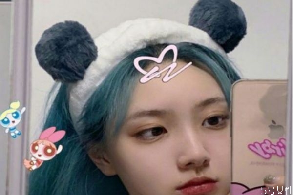 頭發(fā)打薄可以扎起來嗎 頭發(fā)打薄容易分叉嗎 頭發(fā)打薄可以扎起來嗎 頭發(fā)打薄容易分叉嗎