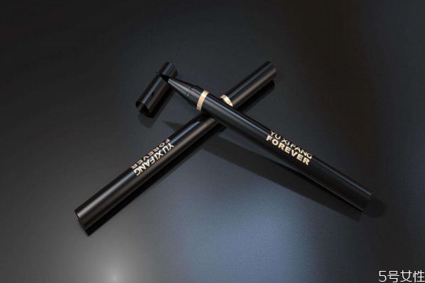 眼線液和眼線筆哪種好用 眼線液和眼線筆的區(qū)別 眼線液和眼線筆哪種好用 眼線液和眼線筆的區(qū)別