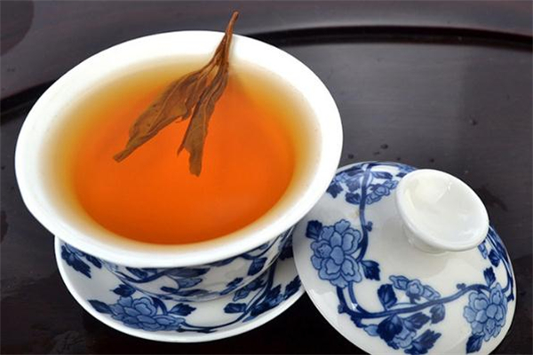 老鷹茶的功效和作用 老鷹茶可以降血壓?jiǎn)? alt=