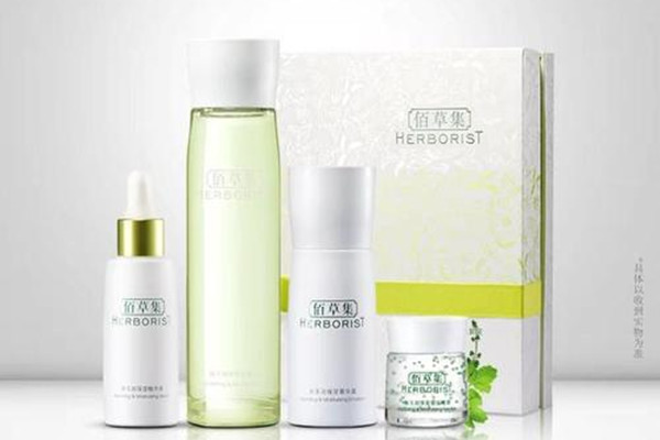 佰草集新玉潤系列的功效 佰草集新玉潤系列的主要成分 佰草集新玉潤系列的功效 佰草集新玉潤系列的主要成分