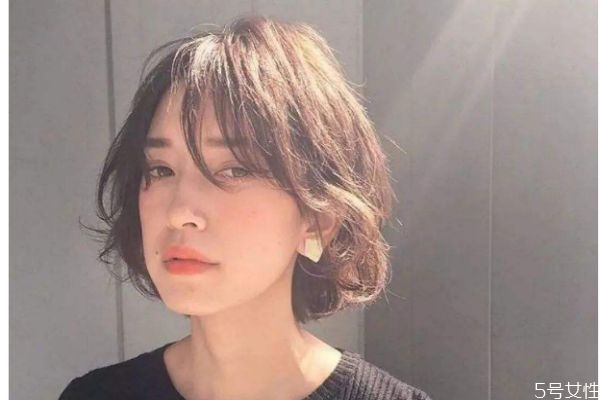 2020最流行的女生短發(fā)有什么 什么是2020最流行的女生短發(fā) 2020最流行的女生短發(fā)有什么 什么是2020最流行的女生短發(fā)