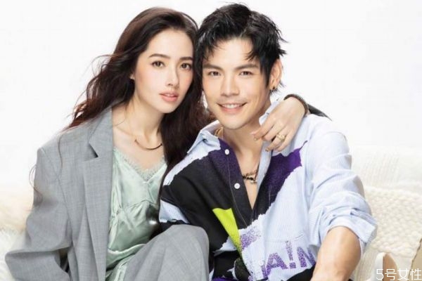 新婚夫妻應(yīng)該怎么經(jīng)營婚姻 新婚夫妻經(jīng)營婚姻的方法 新婚夫妻應(yīng)該怎么經(jīng)營婚姻 新婚夫妻經(jīng)營婚姻的方法