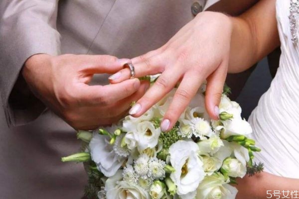 怎么樣才能挽回丈夫的心 挽回丈夫的心要怎么辦 怎么樣才能挽回丈夫的心 挽回丈夫的心要怎么辦