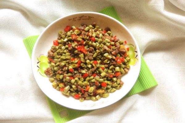 女性吃酸的有什么好處 吃酸對(duì)女性的好處有什么 女性吃酸的有什么好處 吃酸對(duì)女性的好處有什么