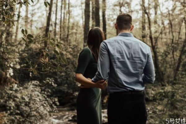 女人挽回男人的技巧 想要挽回男人的心這樣做 女人挽回男人的技巧 想要挽回男人的心這樣做